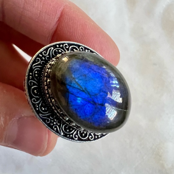 925 OMG INSANE! Blue Flash Labradorite Ornate High Profile Ring 7 - Picture 4 of 12